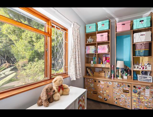 4 BEDROOM FREEHOLD FOR SALE IN TABLE VIEW